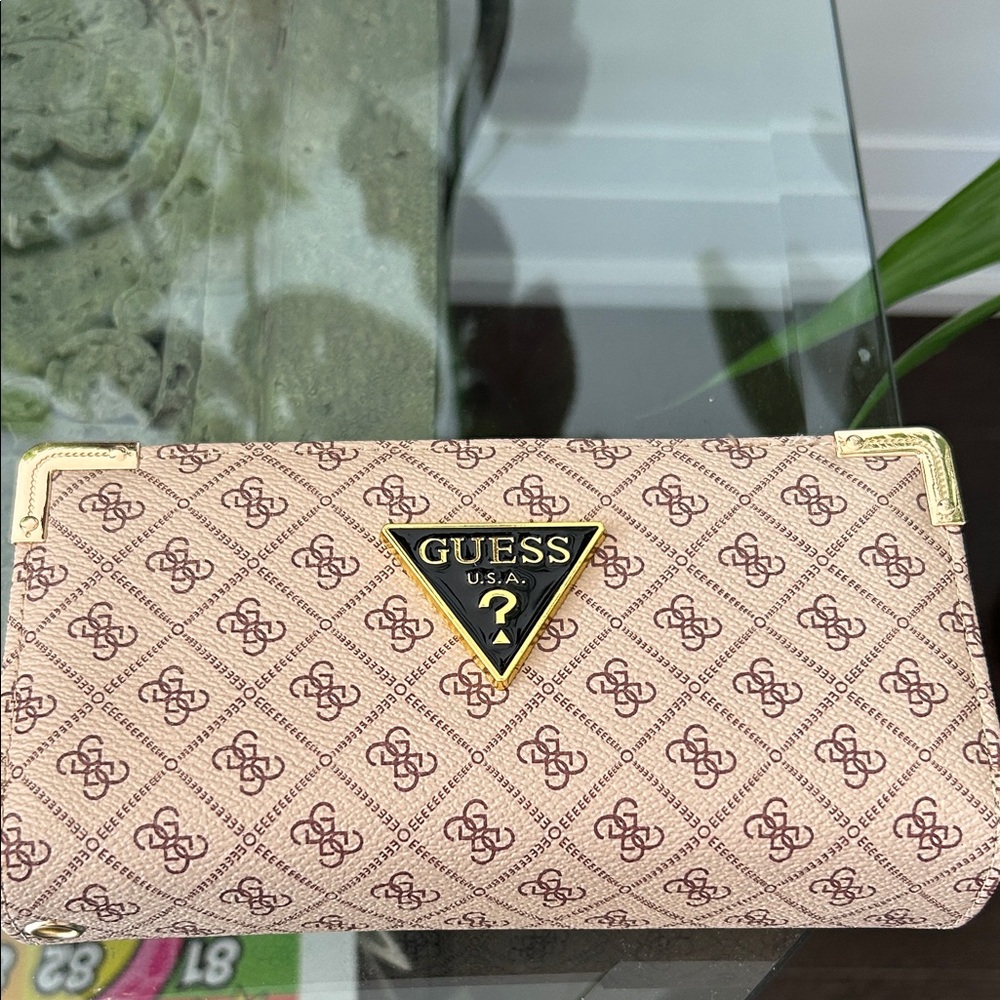 Guess Wallet